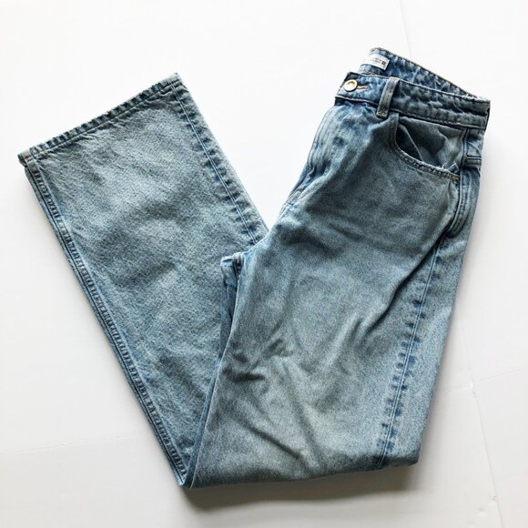 ZARA High Rise Relaxed Fit Wide Leg Light Wash Baggy Jeans Womens 6 - Picture 2 of 9